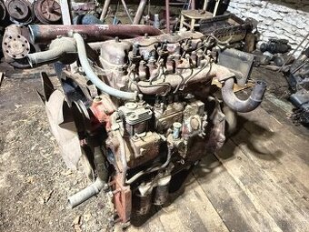 zetor motor převodovka závaží  diferenciál portál vanička