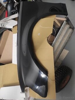 Levý přední blatník Audi A4 2008-