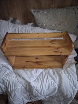 ...polička masiv(borov)