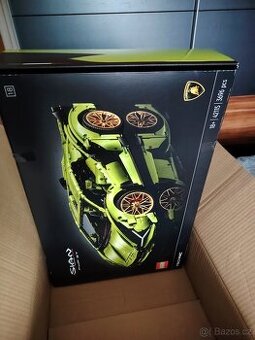 LEGO Technic 42115 Lamborghini Sian FKP 37