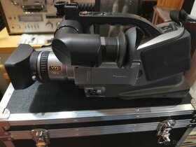 PANASONIC AG-DVC15E - videokamera Mini DV - NOVÁ CENA
