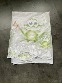 Dětská záclona- žabky