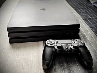 Sony Playstation 4 PRO (Kompletně vyčištěná a otestovaná)
