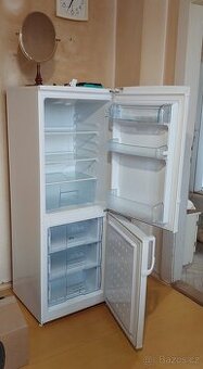 Lednička BEKO