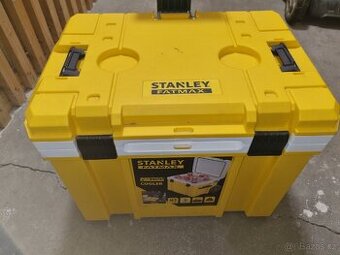 Prodám chladicí box Stanley - 1