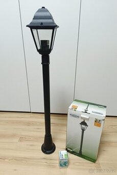 Prodám 2 ks venkovní zahradní stojací lampa