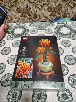 Lego chysanthemum