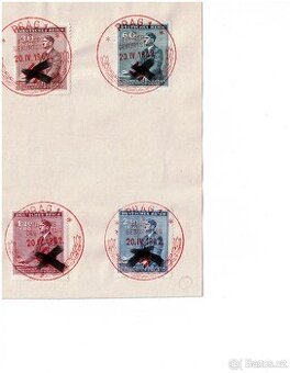 Staré známky 1942 s portrétem Adolfa Hitlera