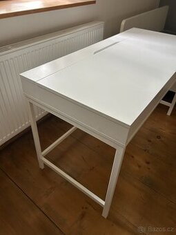 Bílý psací stůl IKEA Alex