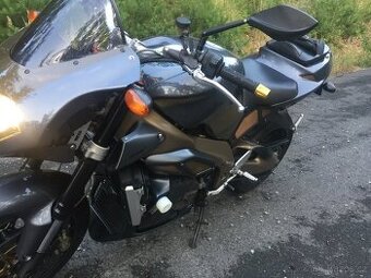 Aprilia Tuono 2004
