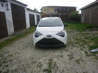 Toyota Aygo VVT-i 5 dvéřova rok 2020