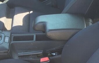 bmw e36 loketka kožená