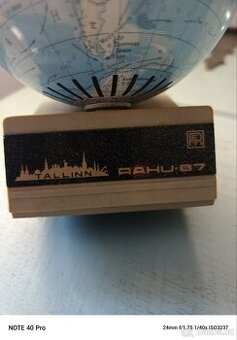 Retro rádio globus - 1