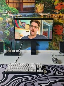 Stylový/herní samsung monitor 27 2k 144HZ