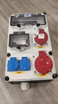 Zásuvkový rozvaděč