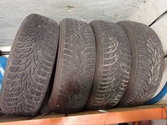 Prodám zimní kola Berlingo II, 185/65 R15 kompletní.