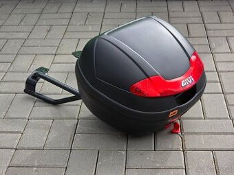 Nosič kufru Givi + kufr Givi na KTM Duke 125/200/390