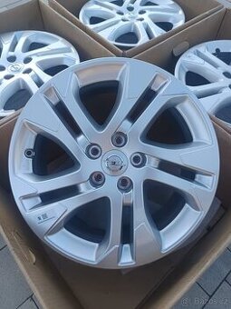 ALU R17 5x108 Opel Vivaro C Nové