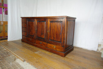 Velká masivní komoda TEAK