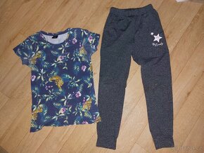 čepice, plavková sukýnka zdarma