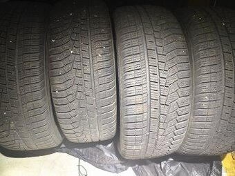 Zimní pneu Hankook Winter icept Evo2 215/55/R17