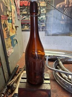 Stará pivní láhev Měšťanský pivovar Tábor