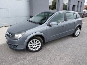ASTRA 1.4 16V, 135000km-DOLOŽENO, původ ČR, VELMI SOLIDNÍ