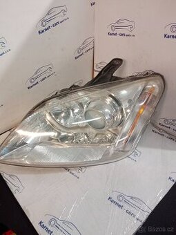 Xenony na ford C max