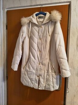 Nová bílá dámská bunda s límcem zdobeným kožešinou