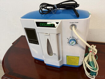 Kyslíkový koncentrátor zánovní kus DEDAKJ