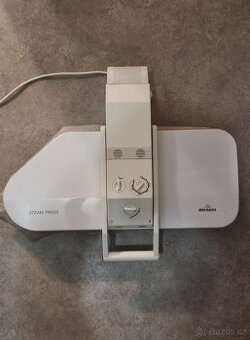 Žehlící lis mandl