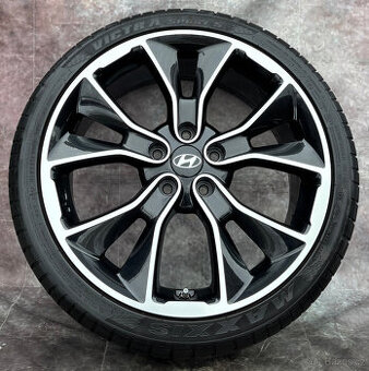 Originální Alu kola Hyundai i30 235/35/19 letní 90%vzorek
