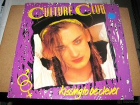 LP - CULTURE CLUB - KISSING TO BE CLEVER - VIRGIN / 1982