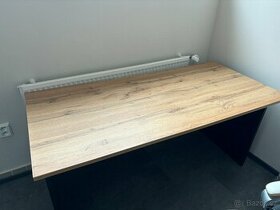 Kancelářský stůl a skříňka - 1