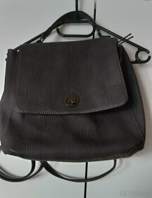 Dámská elegantní taška - batůžek - 1