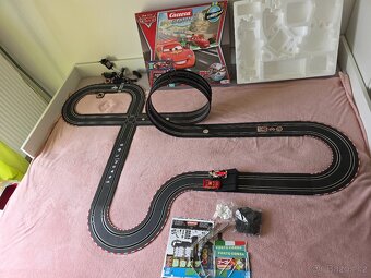 Carrera GO autodráha CARS Porto Corsa Disney McQueen 1:43