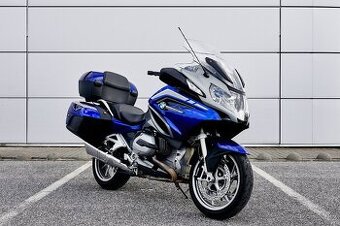 BMW R1200RT 2016 v barvě San Marino modrá metalíza, v plné v
