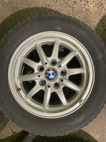 293. Zimní kola BMW