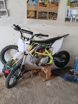 Prodám pitbike 125ccm