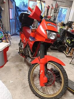 Honda nx 650 Dominator