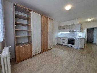 Pronájem nového, moderního bytu 1+kk 28 m2 Chaloupky CENTRUM