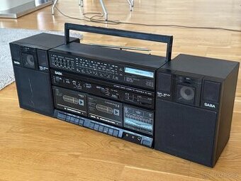 Radio magnetofon Saba