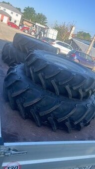 Pneumatiky MITAS + disky MASSEY FERGUSON 5711 M