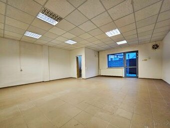 Pronájem kanceláře, obchodního prostoru 46m²