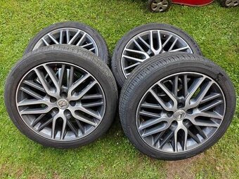 ALU HONDA OEM r18 - 5x114,3 - 225/45 Barum