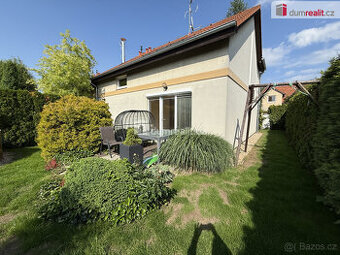 Pronájem řadového domu 5+kk 120 m2 P19 Vinoř garáž sklad zah