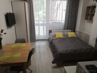 Pronajmu zařízený byt 1kk s balkonem