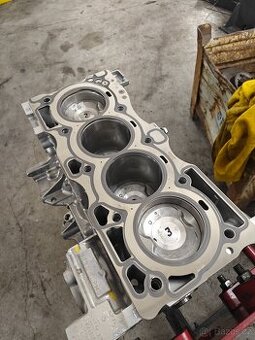 Motor QR 25