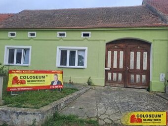 Kuchařovice, RD 4+1,190 m2, zahrada, stodola – rodinný dům