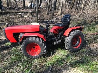 Malotraktor Tomo Vinković